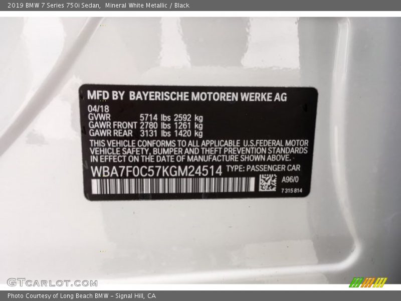 2019 7 Series 750i Sedan Mineral White Metallic Color Code A96