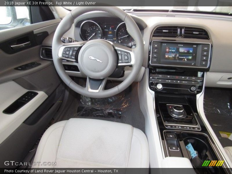 Fuji White / Light Oyster 2018 Jaguar XE 30t Prestige