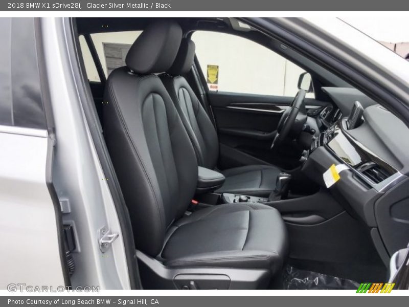 Glacier Silver Metallic / Black 2018 BMW X1 sDrive28i