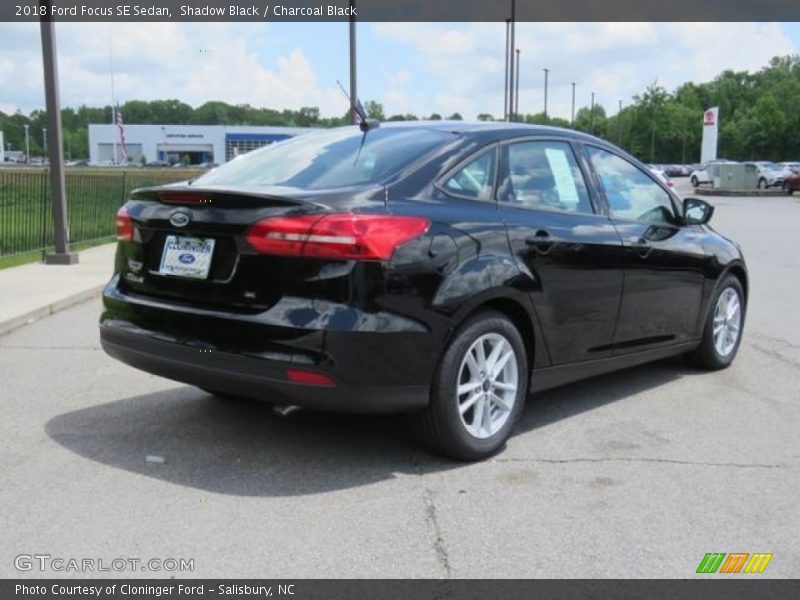 Shadow Black / Charcoal Black 2018 Ford Focus SE Sedan