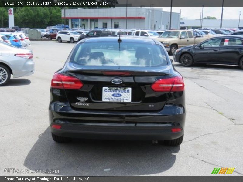 Shadow Black / Charcoal Black 2018 Ford Focus SE Sedan
