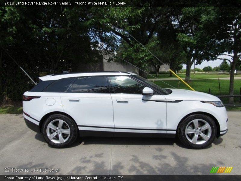 Yulong White Metallic / Ebony 2018 Land Rover Range Rover Velar S