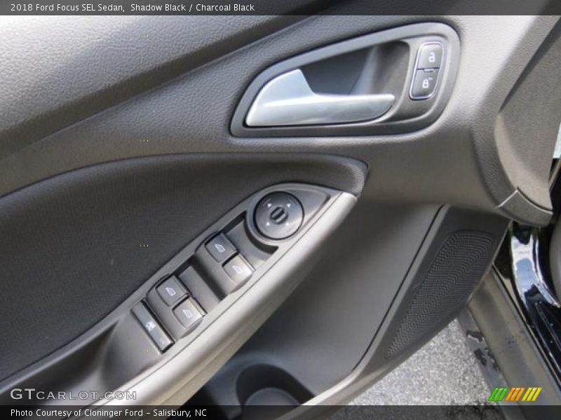 Shadow Black / Charcoal Black 2018 Ford Focus SEL Sedan