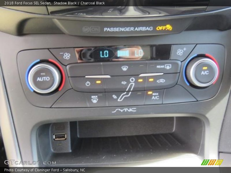 Shadow Black / Charcoal Black 2018 Ford Focus SEL Sedan