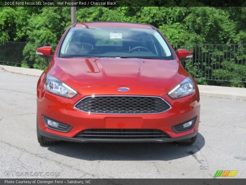 Hot Pepper Red / Charcoal Black 2018 Ford Focus SEL Sedan