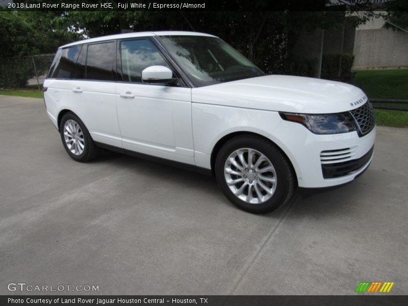 Fuji White / Espresso/Almond 2018 Land Rover Range Rover HSE