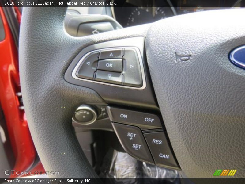 Hot Pepper Red / Charcoal Black 2018 Ford Focus SEL Sedan