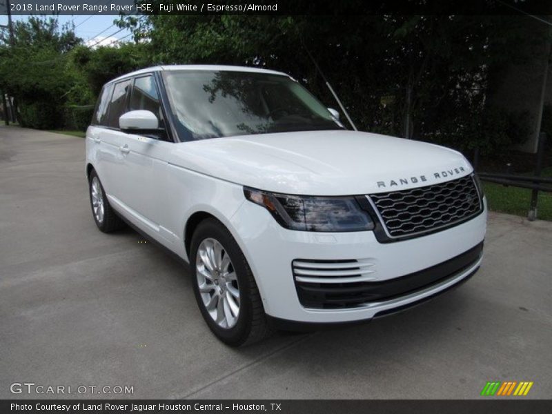 Fuji White / Espresso/Almond 2018 Land Rover Range Rover HSE