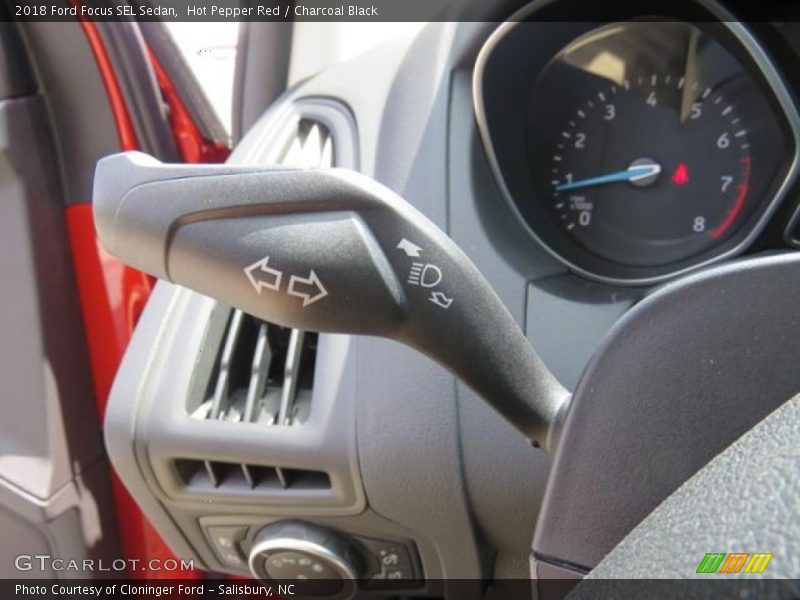 Hot Pepper Red / Charcoal Black 2018 Ford Focus SEL Sedan