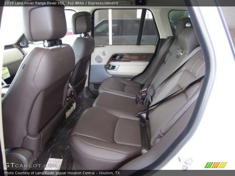Fuji White / Espresso/Almond 2018 Land Rover Range Rover HSE