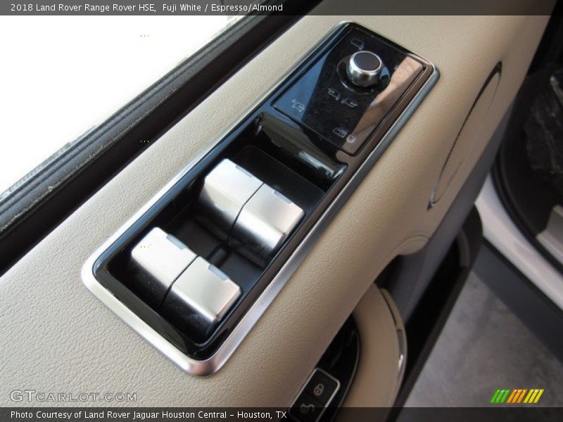 Fuji White / Espresso/Almond 2018 Land Rover Range Rover HSE