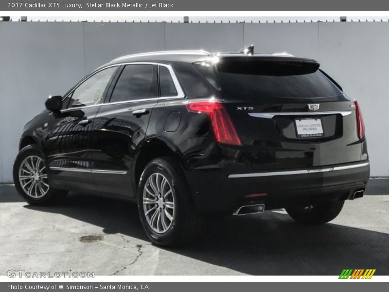 Stellar Black Metallic / Jet Black 2017 Cadillac XT5 Luxury