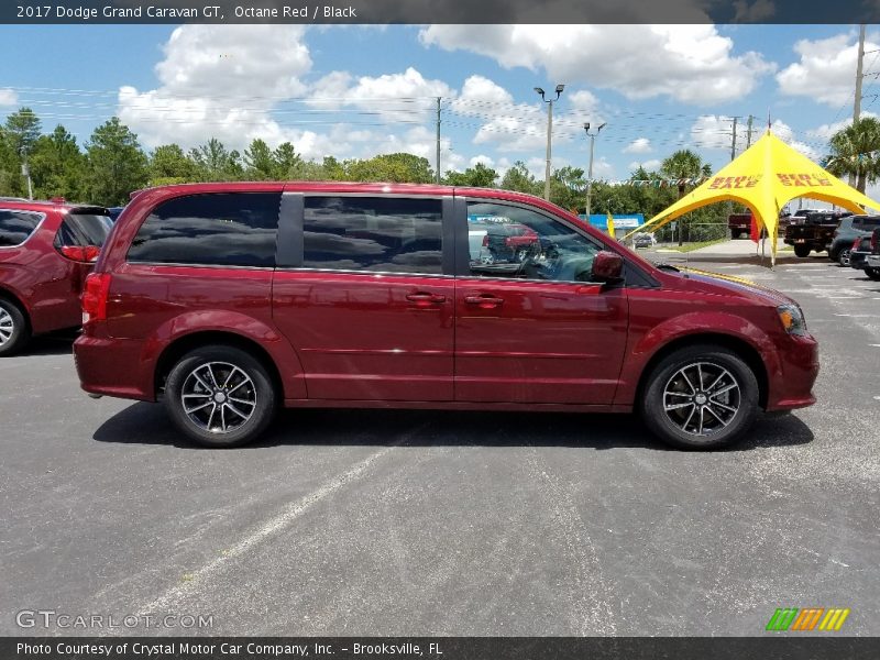 Octane Red / Black 2017 Dodge Grand Caravan GT