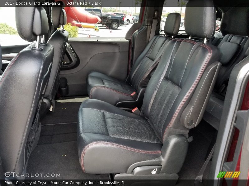 Octane Red / Black 2017 Dodge Grand Caravan GT