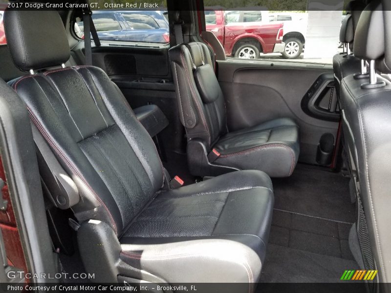 Octane Red / Black 2017 Dodge Grand Caravan GT