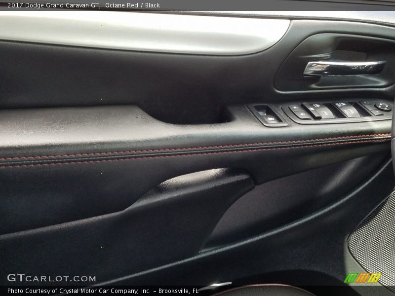Octane Red / Black 2017 Dodge Grand Caravan GT
