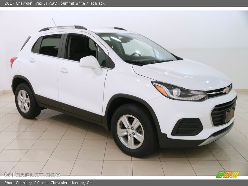 Summit White / Jet Black 2017 Chevrolet Trax LT AWD