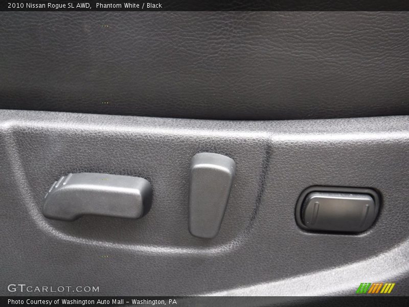 Phantom White / Black 2010 Nissan Rogue SL AWD