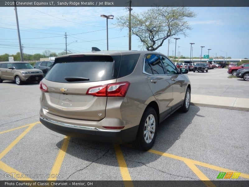 Sandy Ridge Metallic / Jet Black 2018 Chevrolet Equinox LT