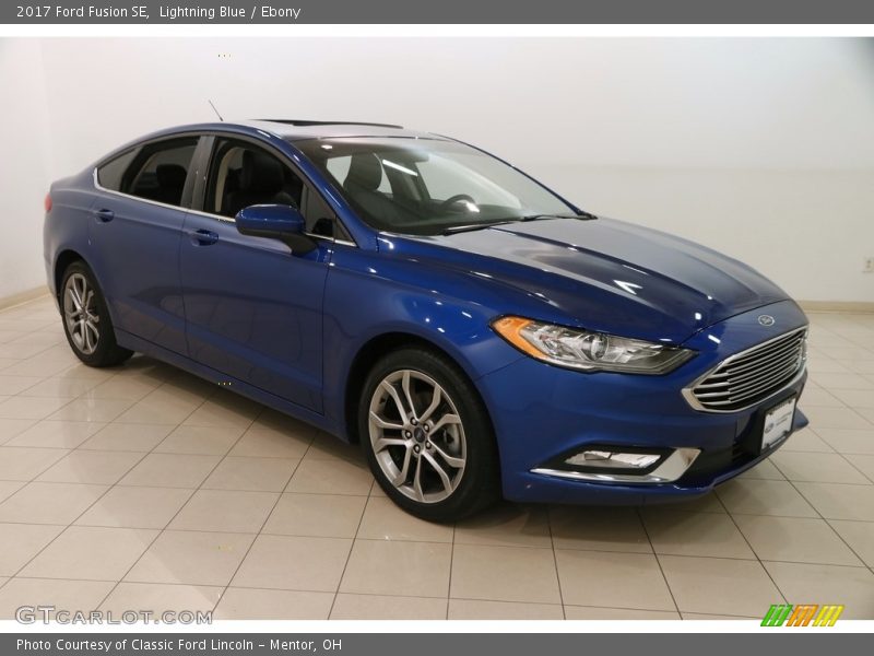 Lightning Blue / Ebony 2017 Ford Fusion SE