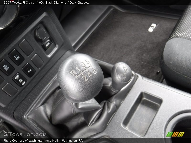 Black Diamond / Dark Charcoal 2007 Toyota FJ Cruiser 4WD