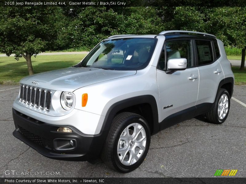 Front 3/4 View of 2018 Renegade Limited 4x4
