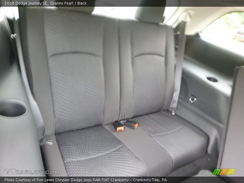 Granite Pearl / Black 2018 Dodge Journey SE