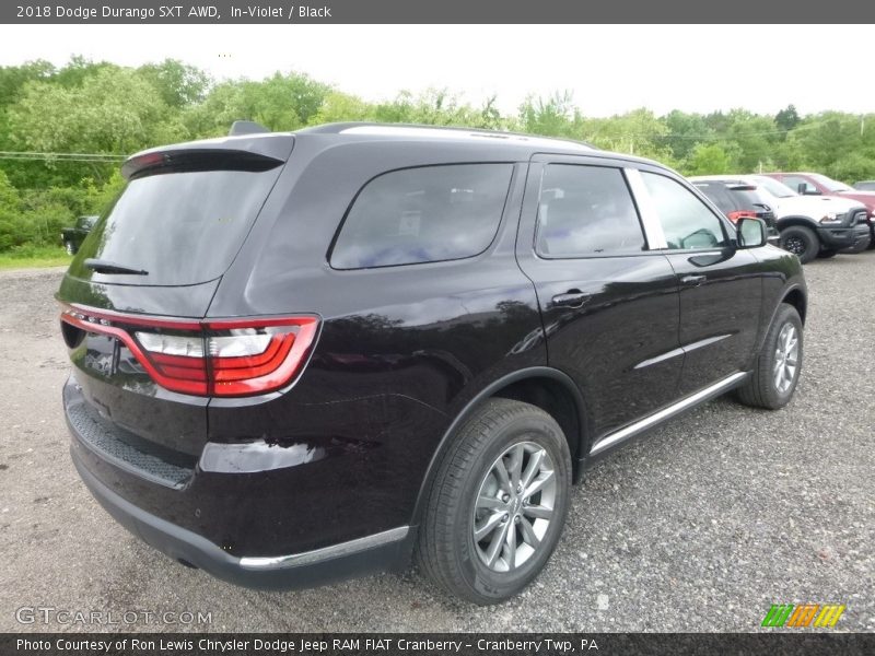 In–Violet / Black 2018 Dodge Durango SXT AWD