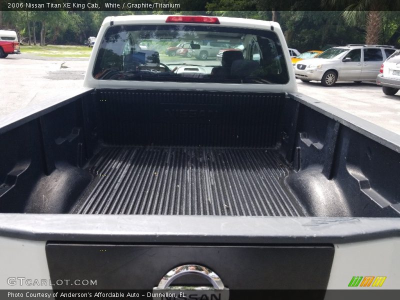 White / Graphite/Titanium 2006 Nissan Titan XE King Cab