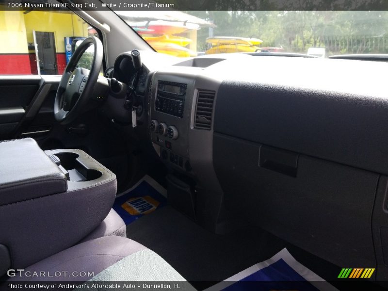 White / Graphite/Titanium 2006 Nissan Titan XE King Cab