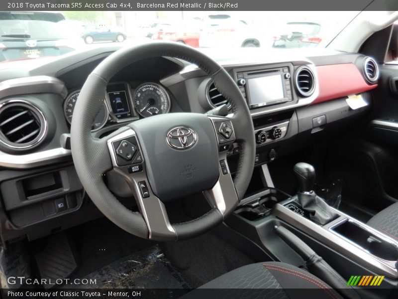 Barcelona Red Metallic / Black/Red 2018 Toyota Tacoma SR5 Access Cab 4x4
