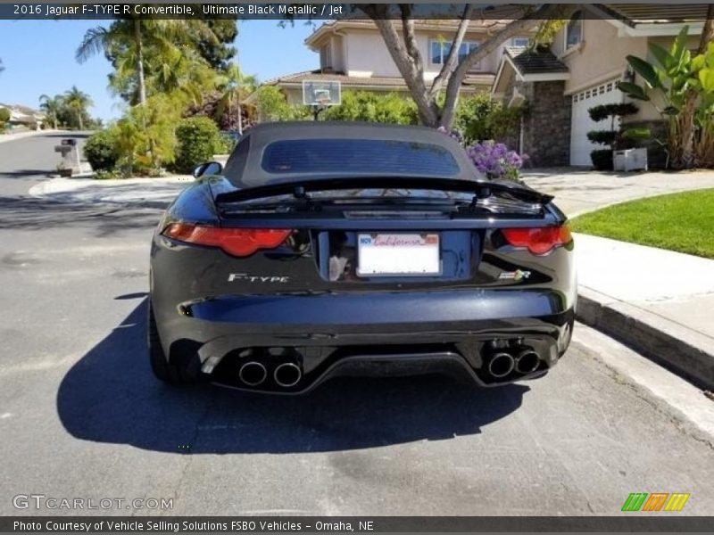 Ultimate Black Metallic / Jet 2016 Jaguar F-TYPE R Convertible
