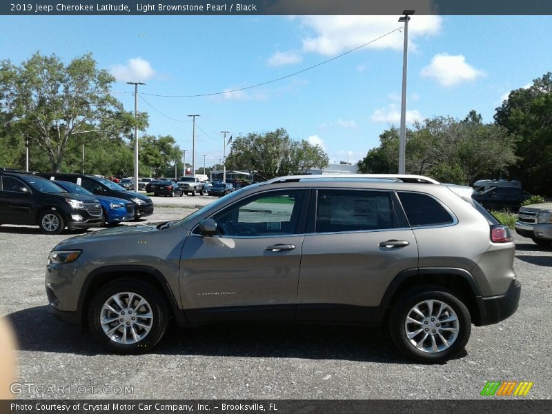Light Brownstone Pearl / Black 2019 Jeep Cherokee Latitude