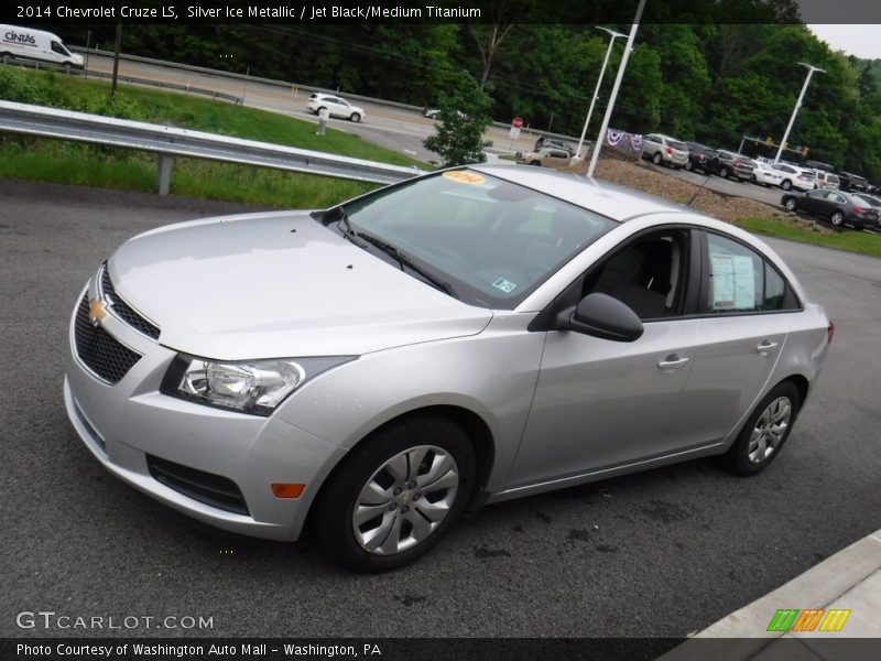 Silver Ice Metallic / Jet Black/Medium Titanium 2014 Chevrolet Cruze LS