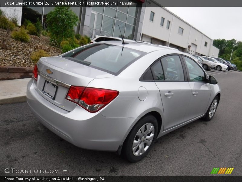 Silver Ice Metallic / Jet Black/Medium Titanium 2014 Chevrolet Cruze LS