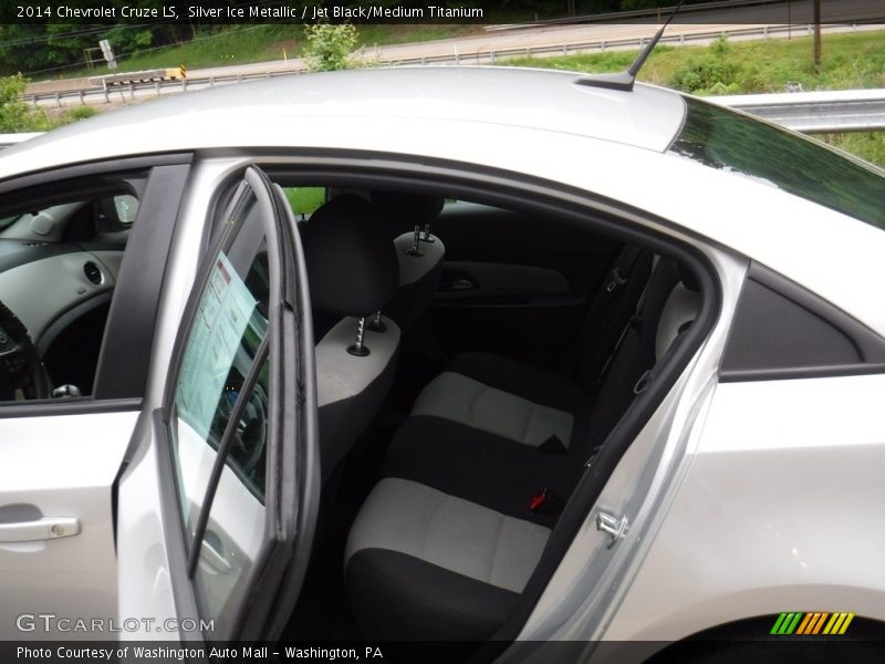 Silver Ice Metallic / Jet Black/Medium Titanium 2014 Chevrolet Cruze LS
