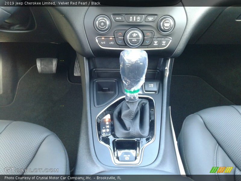 Velvet Red Pearl / Black 2019 Jeep Cherokee Limited