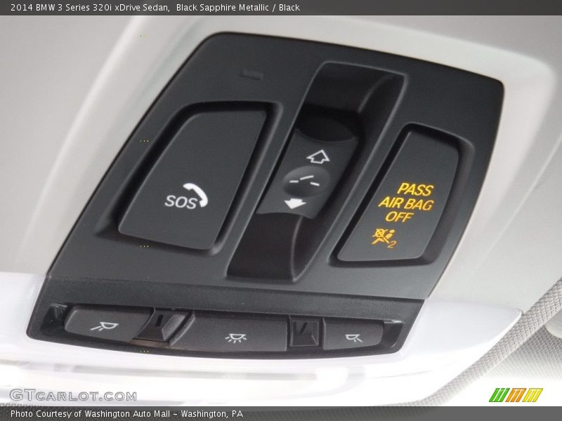 Black Sapphire Metallic / Black 2014 BMW 3 Series 320i xDrive Sedan