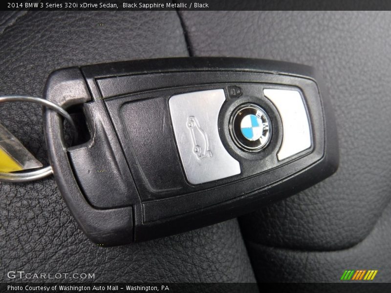 Black Sapphire Metallic / Black 2014 BMW 3 Series 320i xDrive Sedan