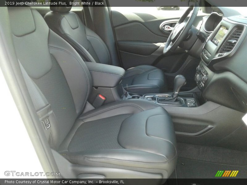 Bright White / Black 2019 Jeep Cherokee Latitude Plus
