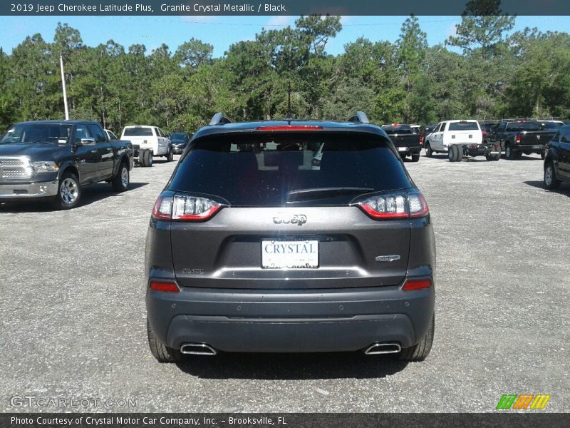 Granite Crystal Metallic / Black 2019 Jeep Cherokee Latitude Plus