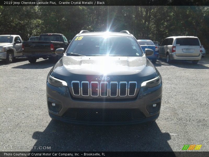 Granite Crystal Metallic / Black 2019 Jeep Cherokee Latitude Plus