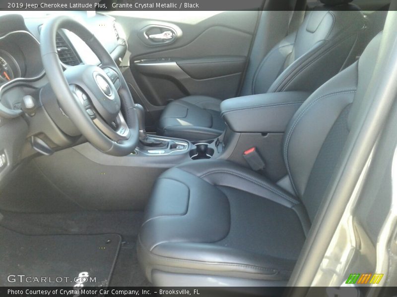 Granite Crystal Metallic / Black 2019 Jeep Cherokee Latitude Plus