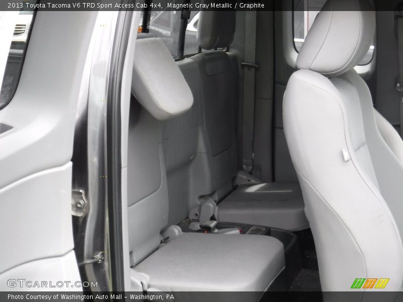 Magnetic Gray Metallic / Graphite 2013 Toyota Tacoma V6 TRD Sport Access Cab 4x4