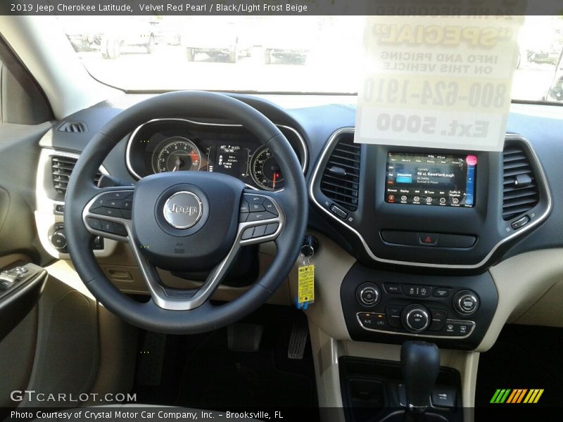 Velvet Red Pearl / Black/Light Frost Beige 2019 Jeep Cherokee Latitude