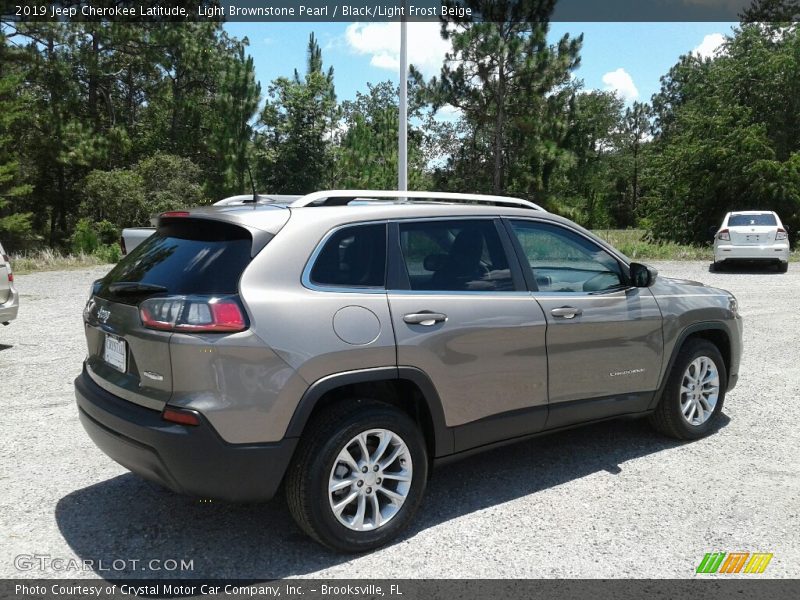 Light Brownstone Pearl / Black/Light Frost Beige 2019 Jeep Cherokee Latitude