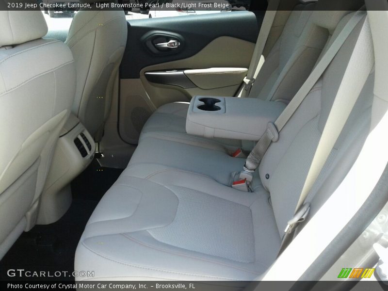 Light Brownstone Pearl / Black/Light Frost Beige 2019 Jeep Cherokee Latitude