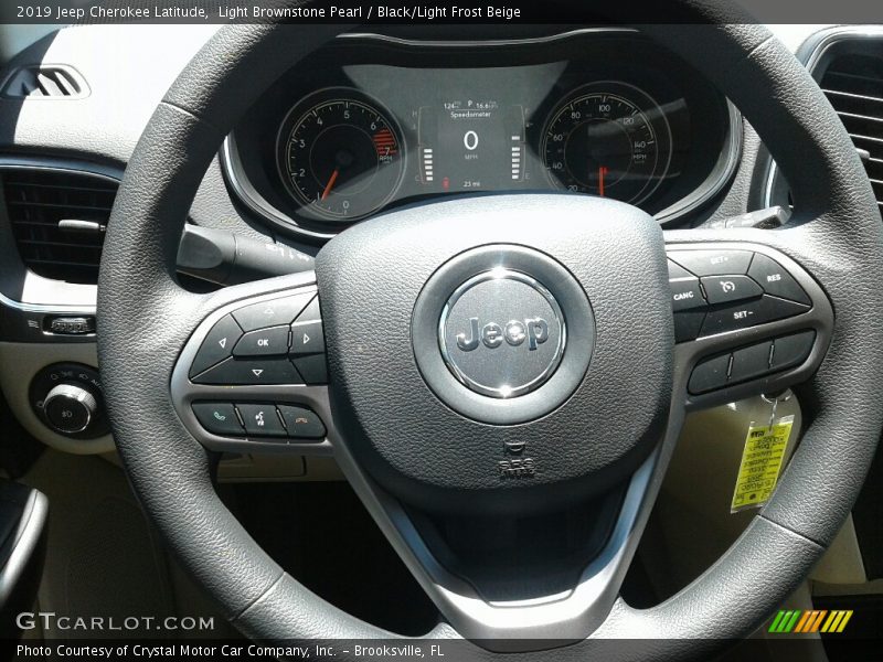 Light Brownstone Pearl / Black/Light Frost Beige 2019 Jeep Cherokee Latitude