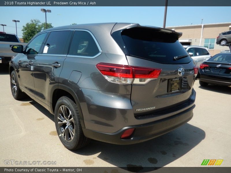 Predawn Gray Mica / Ash 2018 Toyota Highlander LE