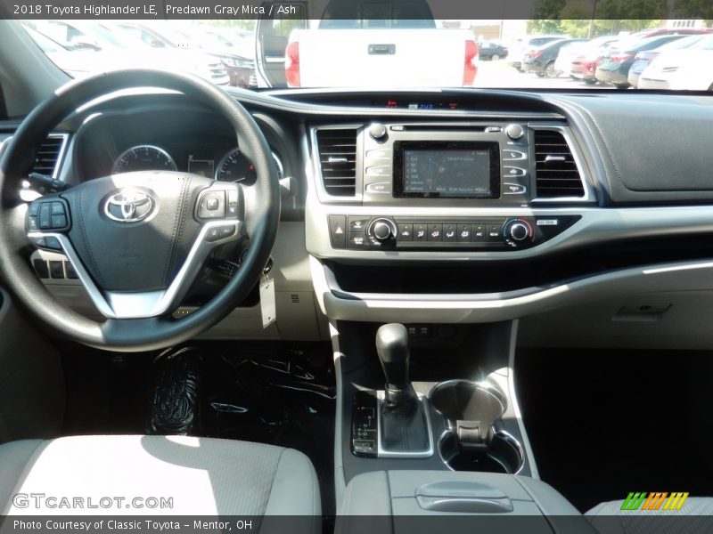 Predawn Gray Mica / Ash 2018 Toyota Highlander LE